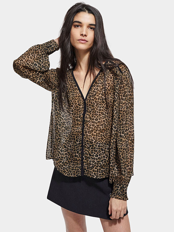 Shirt with leopard print - 1