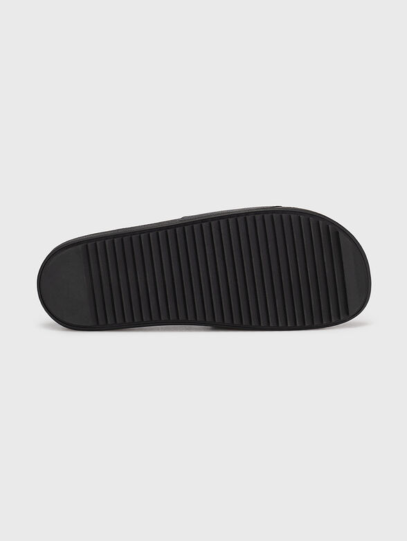 Leather slippers with logo detail - 5