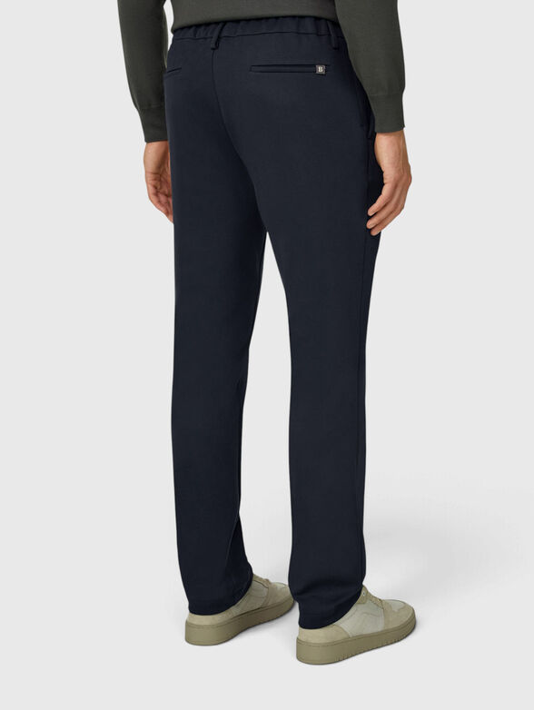 Dark blue trousers with a cuff - 2