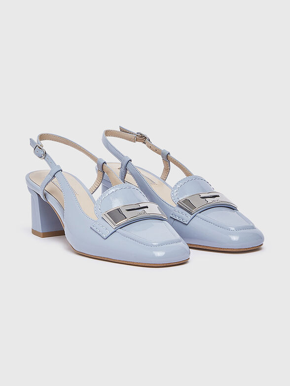 BENNY 02 beige shoes with a patent  finish - 2
