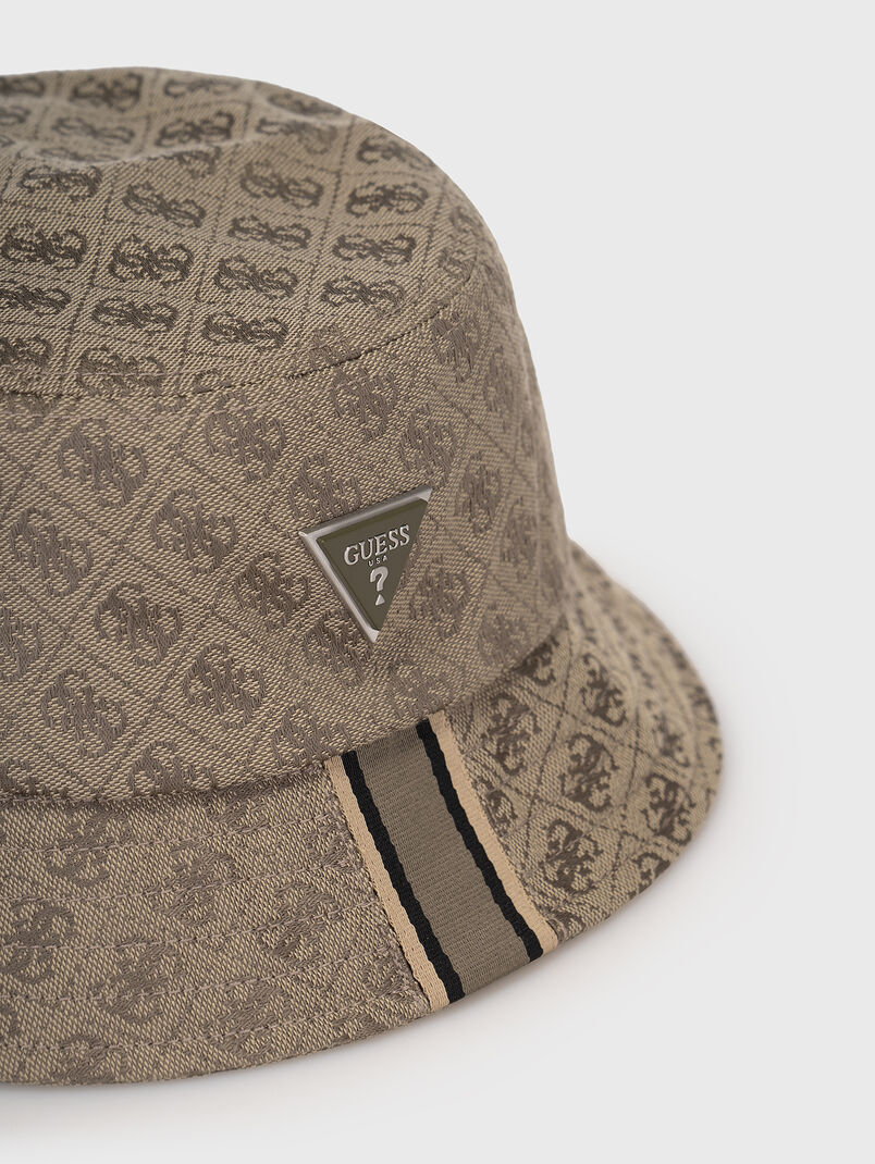 Bucket hat with monogram logo print in beige - 3