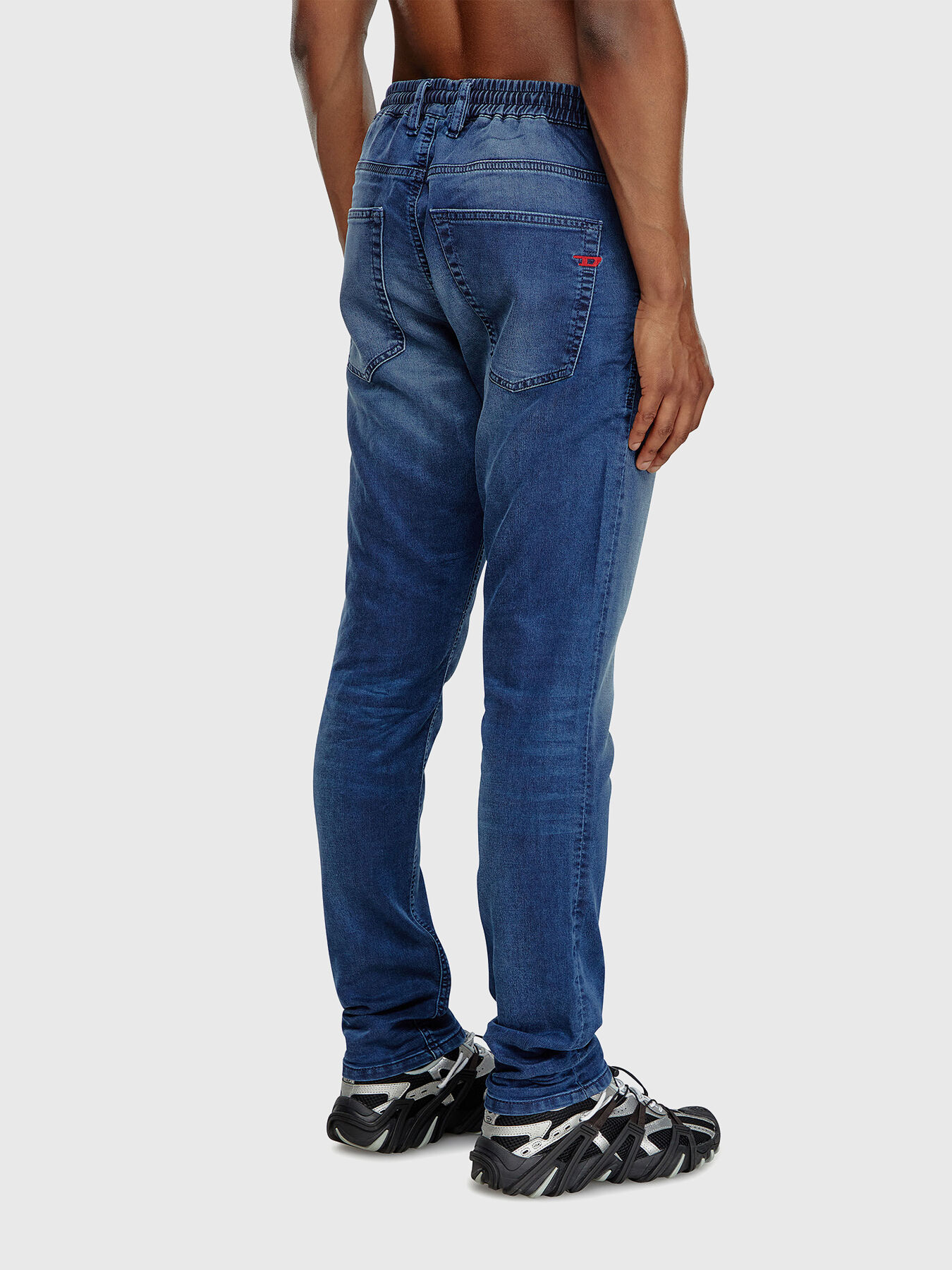2032 D-KROOLEY-B JOGG jeans brand DIESEL — Globalbrandsstore.com/en