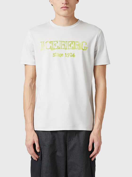 T-shirt with contrasting logo - 1