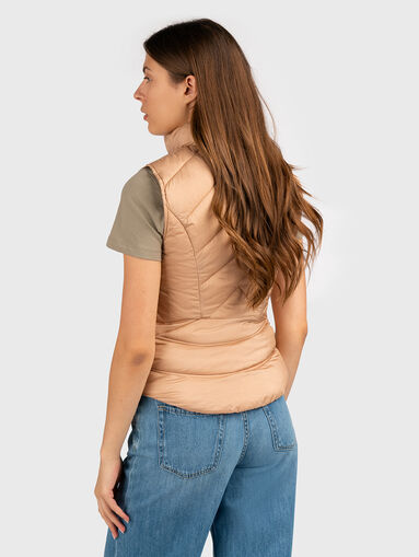 NEW GINGER vest in beige - 3