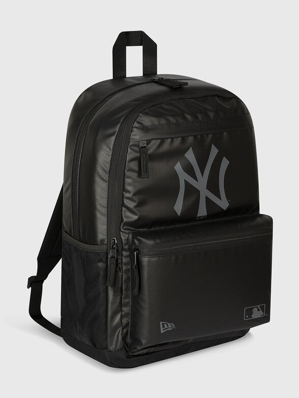 Black backpack with logo accent - 3