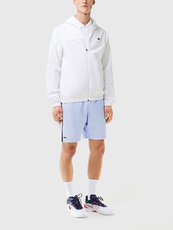 Short with contrast details - 4