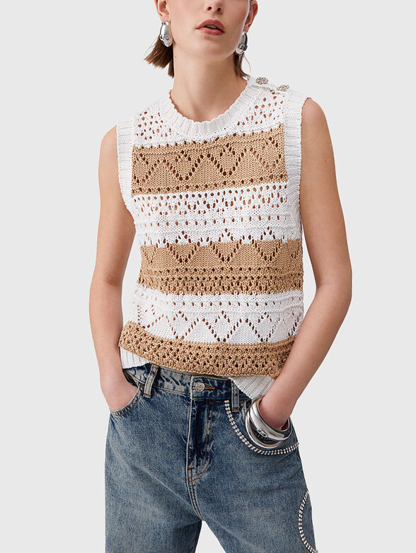 Sleeveless knitted sweater - 1