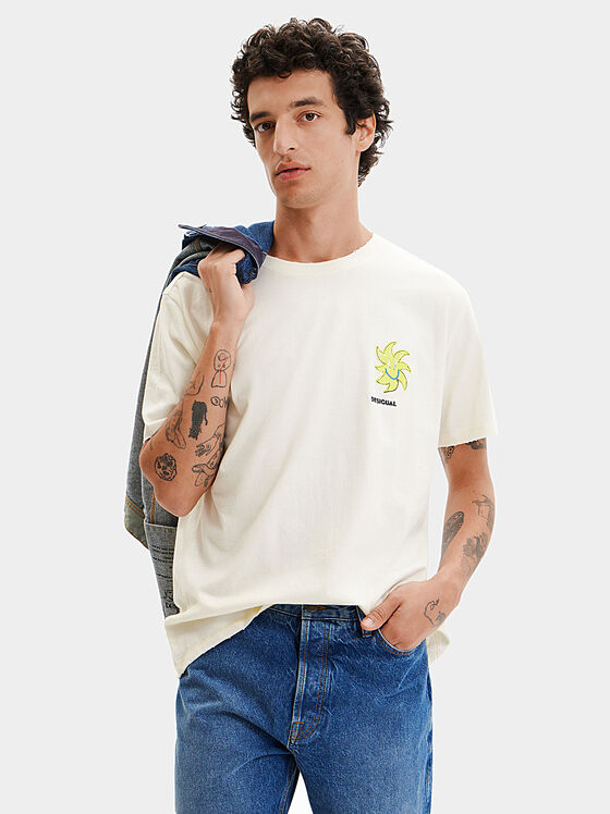 Тениска JULIEN с акцентен гръб - 1