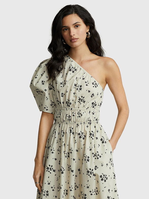 Dress with asymmetrical upper part - 4