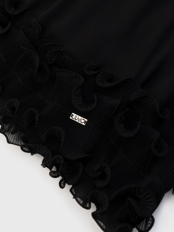 Top with ruffles in black - 4