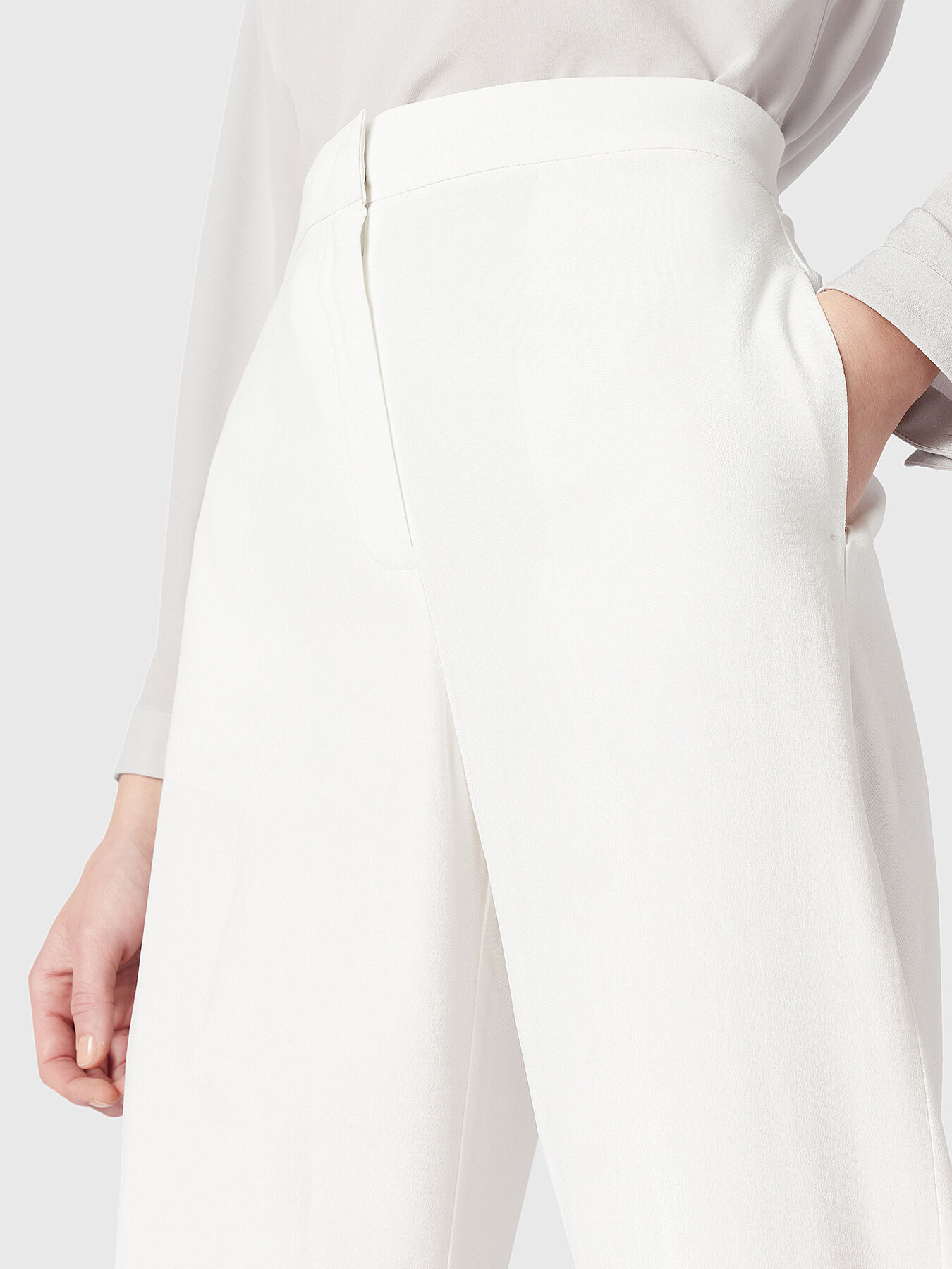 White pants with high waist brand EMPORIO ARMANI