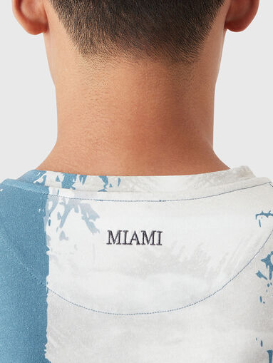 T-shirt with contrasting pattern in green - 4