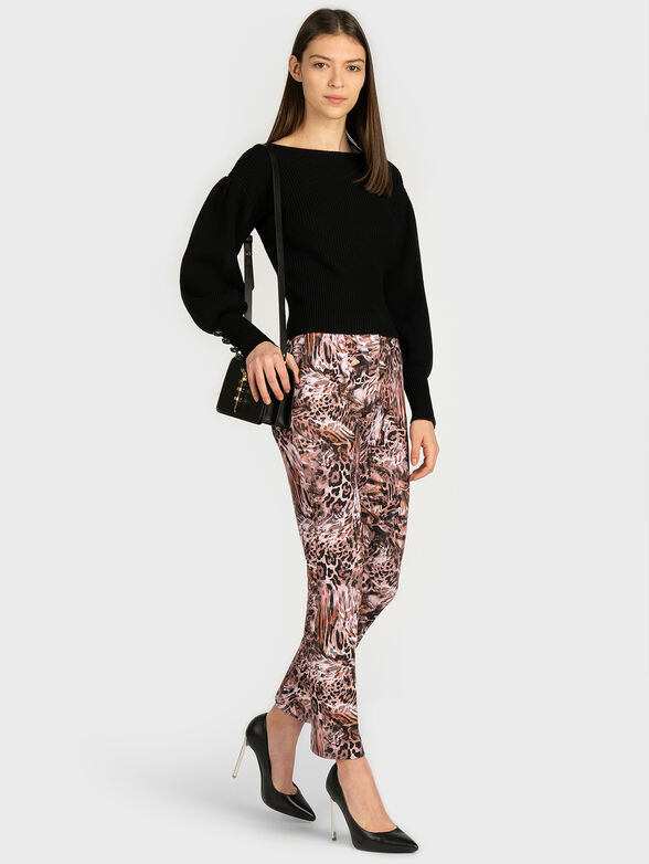 Trousers with animal print - 4