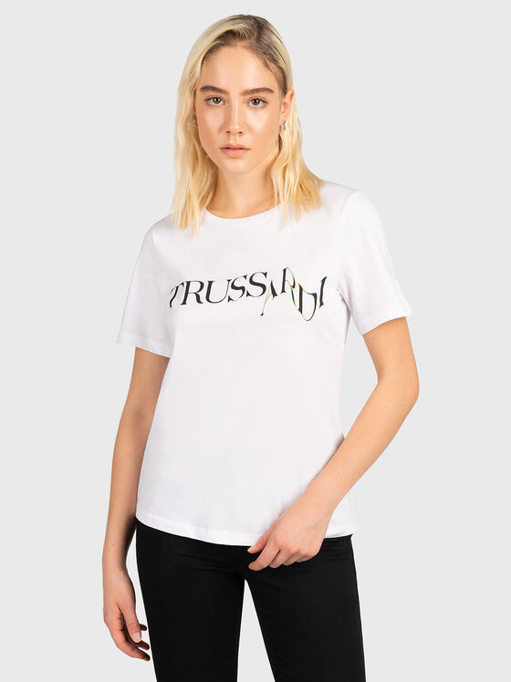 Бяла тениска с абстрактен лого принт - 1