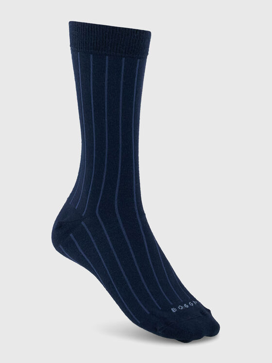 Socks with a ribbed pattern - 1