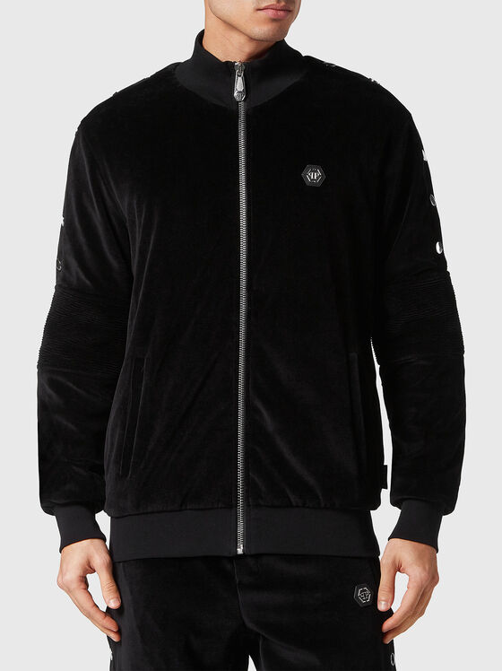 Черен суитшърт с лого патч - 1