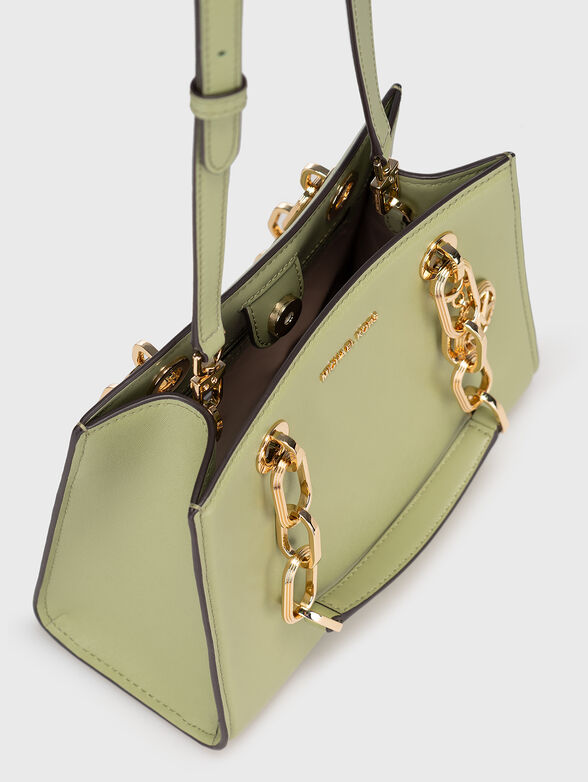 Bag with accent handle - 6