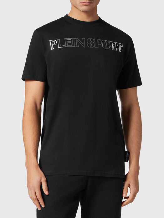 Contrast logo print T-shirt in black