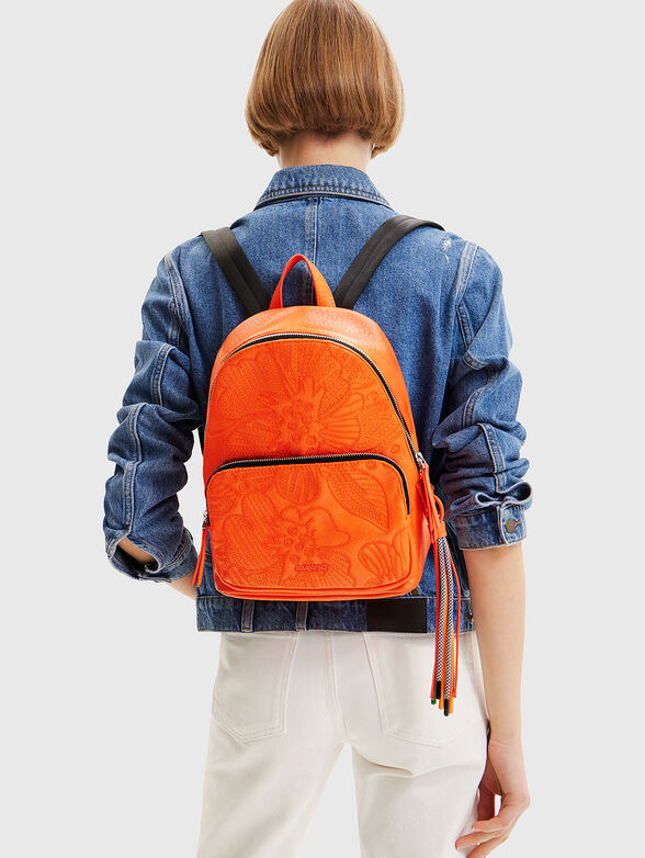 Black backpack with floral motifs - 2