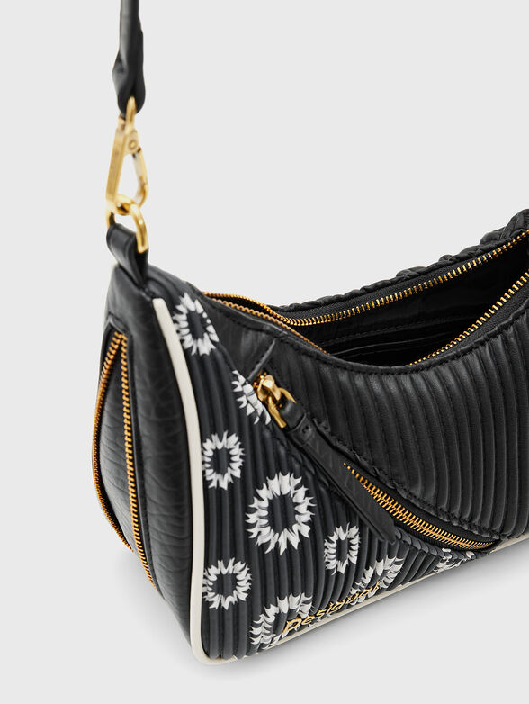 Bag with accent zips - 4