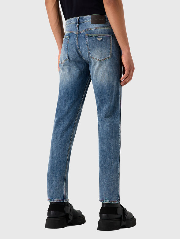 Blue straight jeans with washed effect - 2