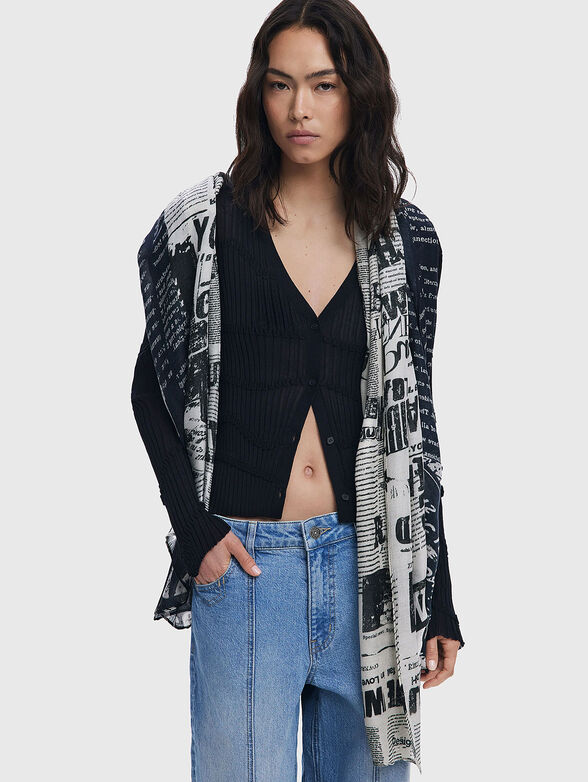 Scarf with newspaper print - 2