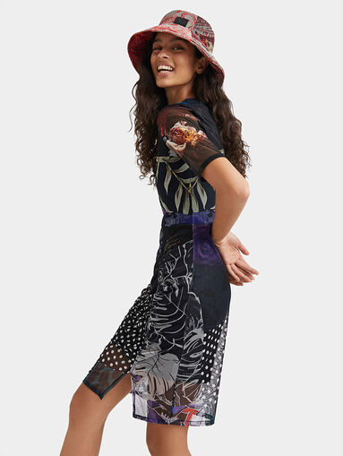 Dress with floral motifs - 3
