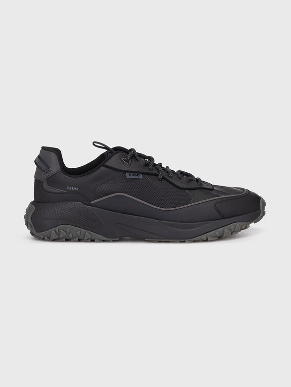Sports shoes with logo - 0