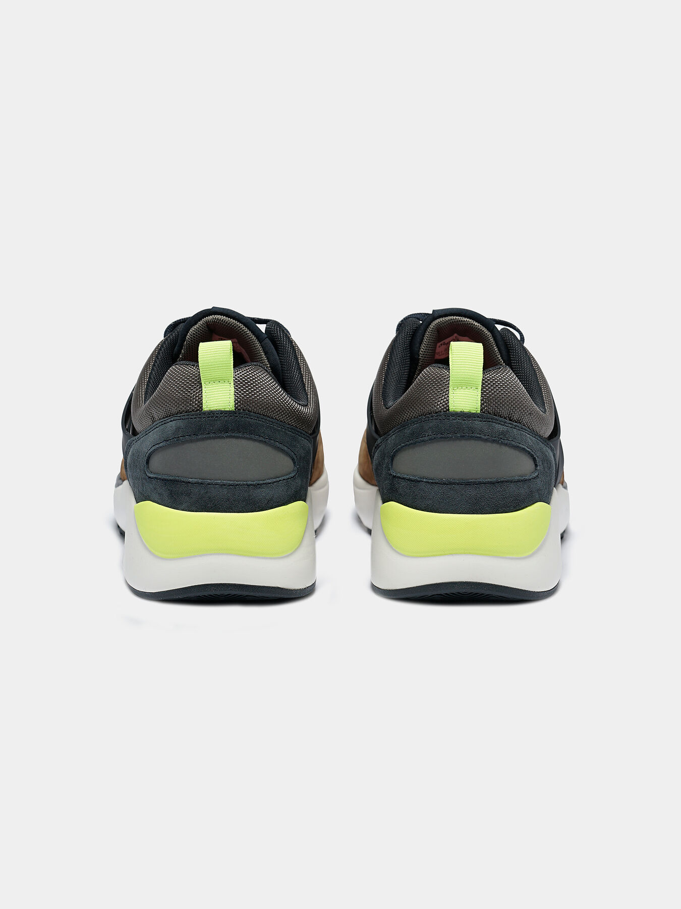 BLAKE 01 Sneakers with color details brand Pepe Jeans Globalbrandsstore en