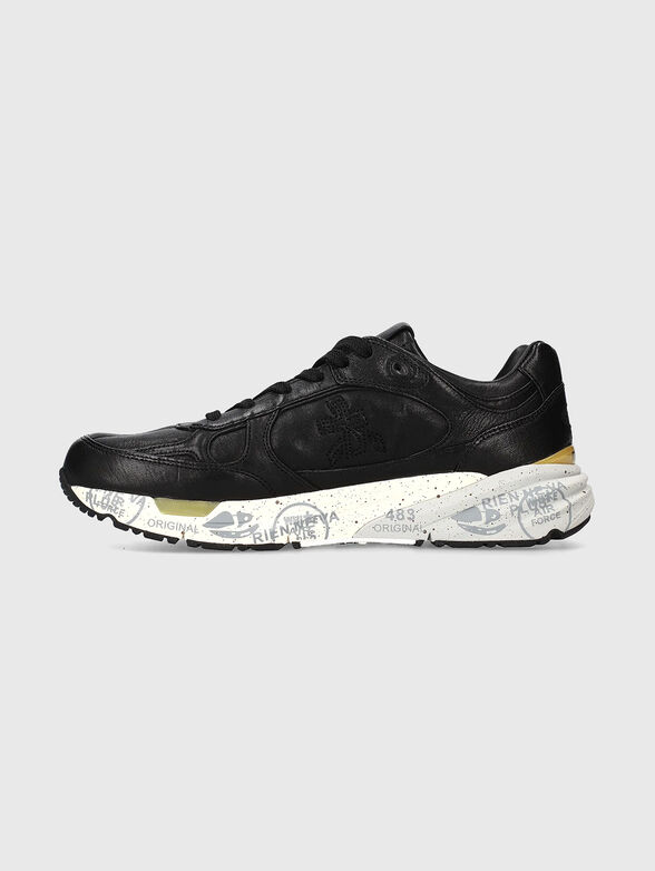 Black sport shoes - 3