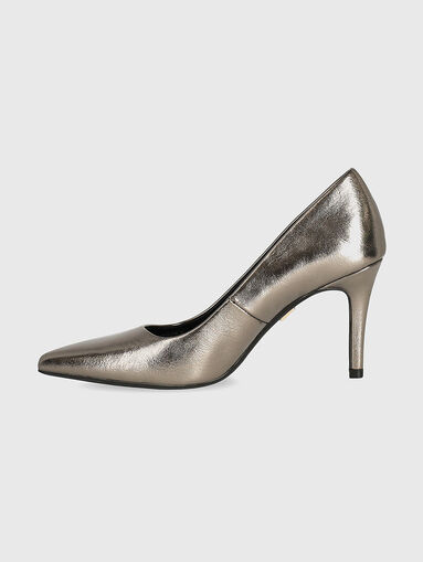 Heeled shoes in silver color - 4