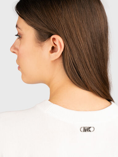 Cotton T-shirt with short cut - 5