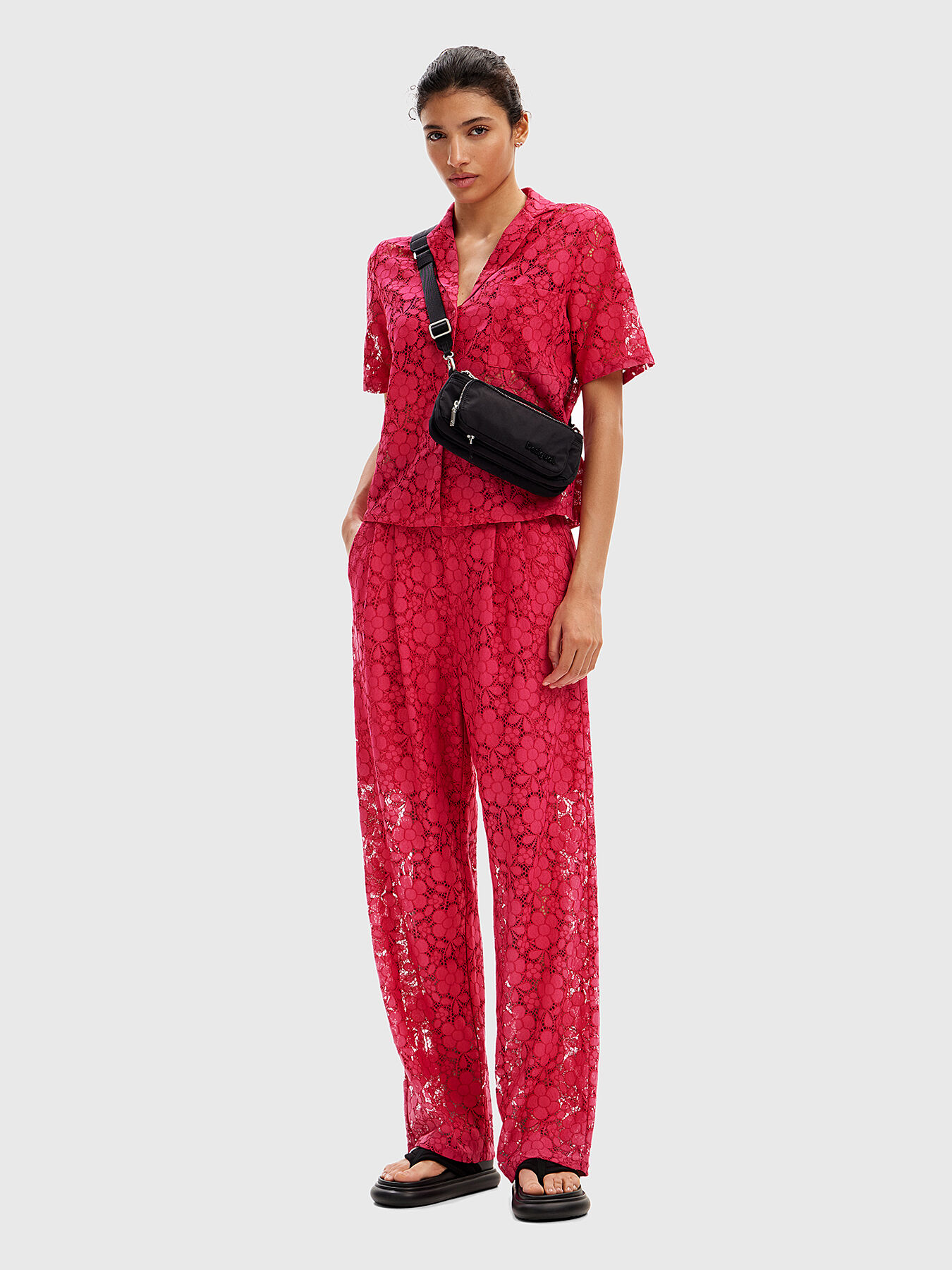 Fuxia trousers with floral embroidery brand DESIGUAL
