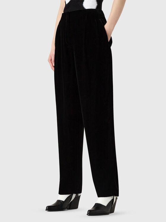 High waisted trousers with pockets - 1