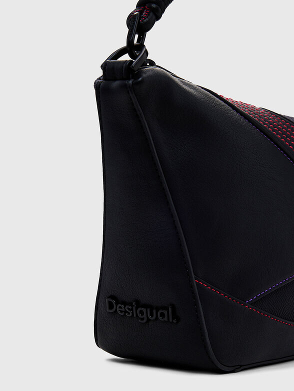 Bag with contrast stitching - 5