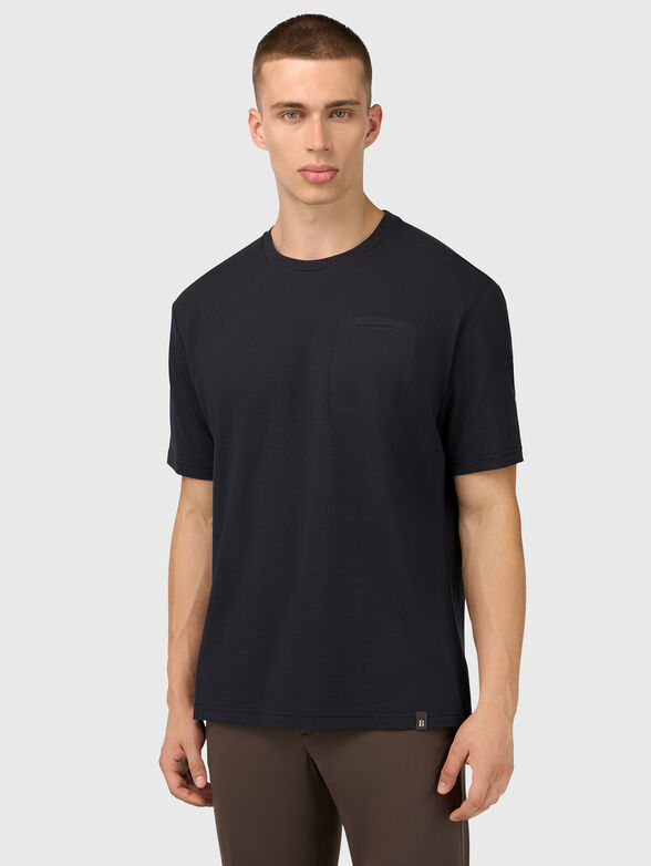 Pique T-Shirt with accent pocket - 1