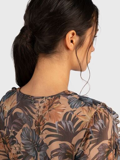 V-neck blouse with multicolor print - 5