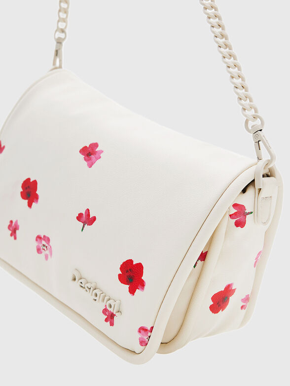 Small bag with floral accents - 3