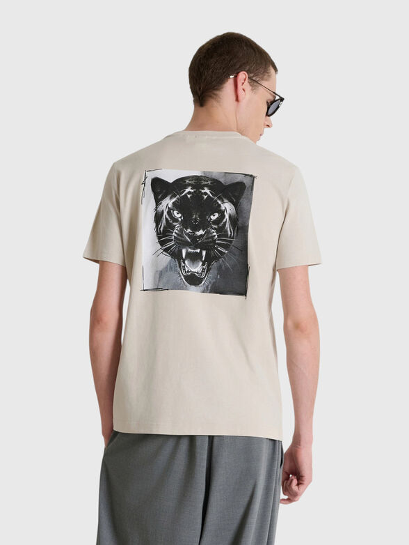 Black t-shirt - 2