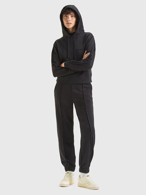 Black sweatshirt - 2