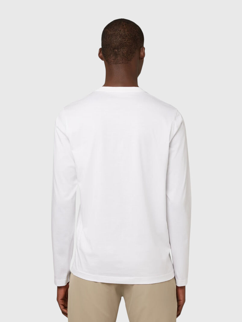 Long-sleeve blouse with an oval neckline - 3