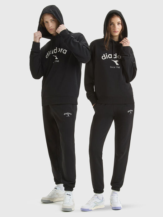 Unisex black sweatshirt with contrast logo