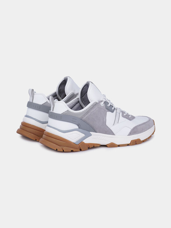 Sneakers in green color with contrasting details - 3