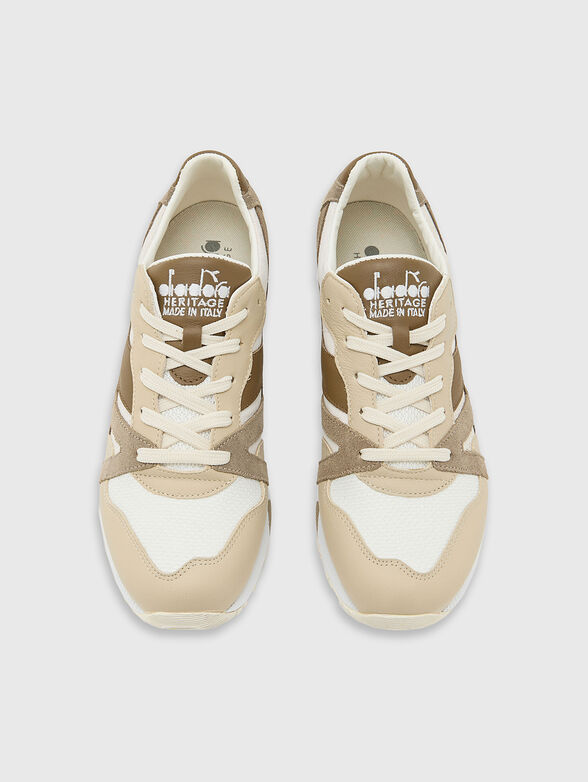 Beige sports shoes with logo embroidery - 6