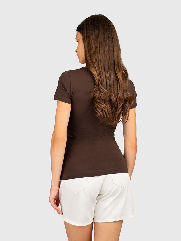 T-shirt with a triangular logo - 3