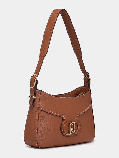 Hobo bag with metal chain handle - 4