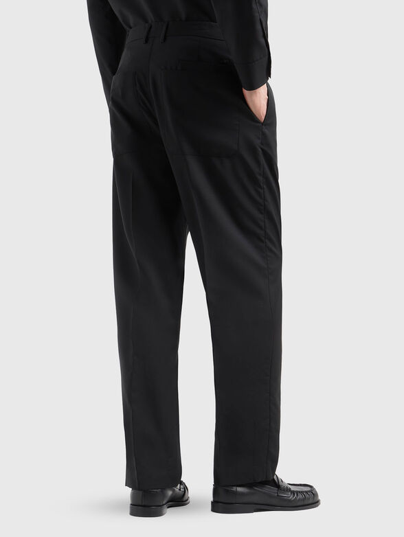 Wool trousers with pleats - 2