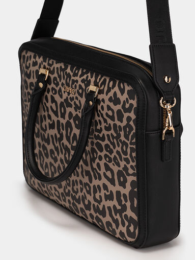 Laptop bag with animal print - 5
