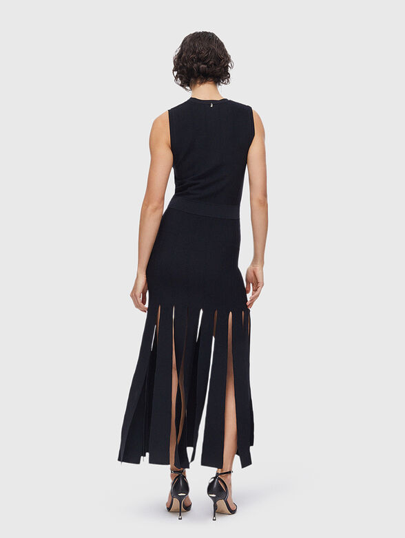 Knit dress with fringes - 2