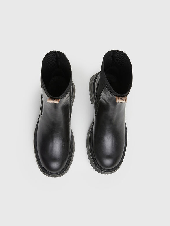 Black Chelsea boots in eco leather  - 6